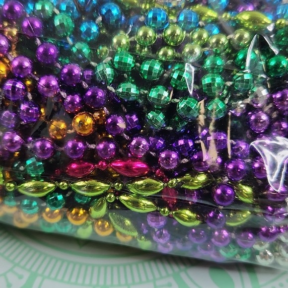 2lb Mystery Craft Broken Jewelry Loose Beads Lot - Picture 3 of 8